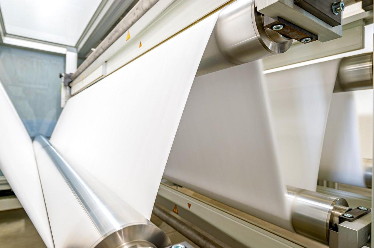 White polypropylene meltblown nonwoven fabric rolls used for medical filtration materials